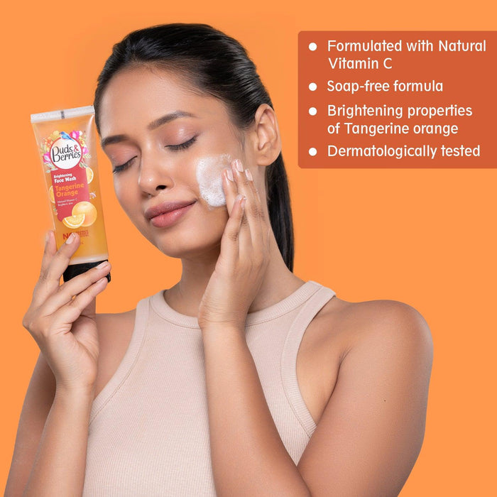 Brightening Tangerine Orange Face Wash With Natural Vitamin C for Glowing Skin | pH Balanced Gentle Facewash | No Sulphate, No Paraben (100 ml) - Buds&Berries